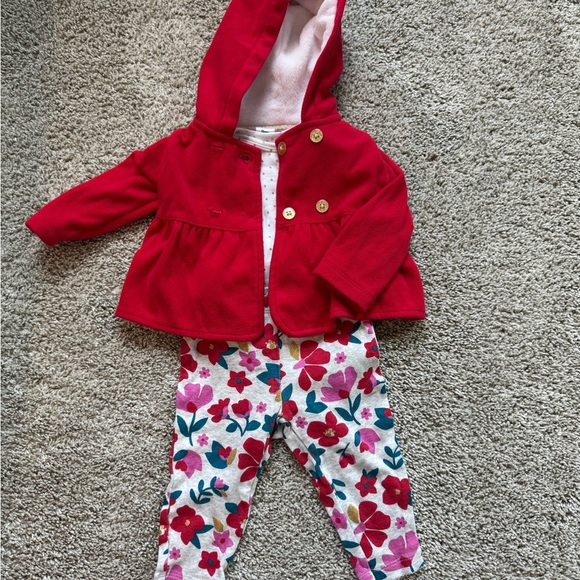Baby Girl 3-Piece Outfit Red Peacoat, Onesie & Floral Pants Size 9 months - Picture 3 of 14